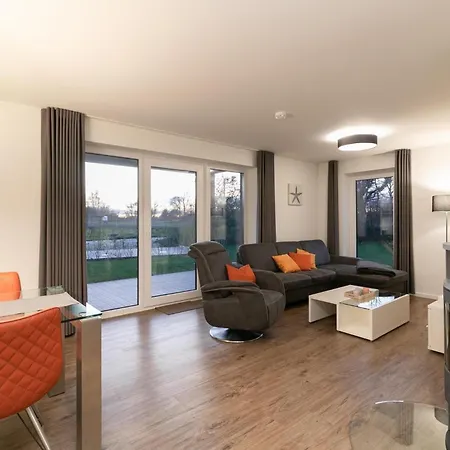 Kirschgarten Steife Brise * Kellenhusen